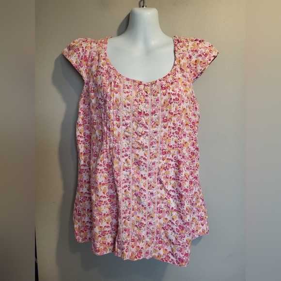 Old Navy Tops - Old Navy Pink Floral Blouse, Size Medium